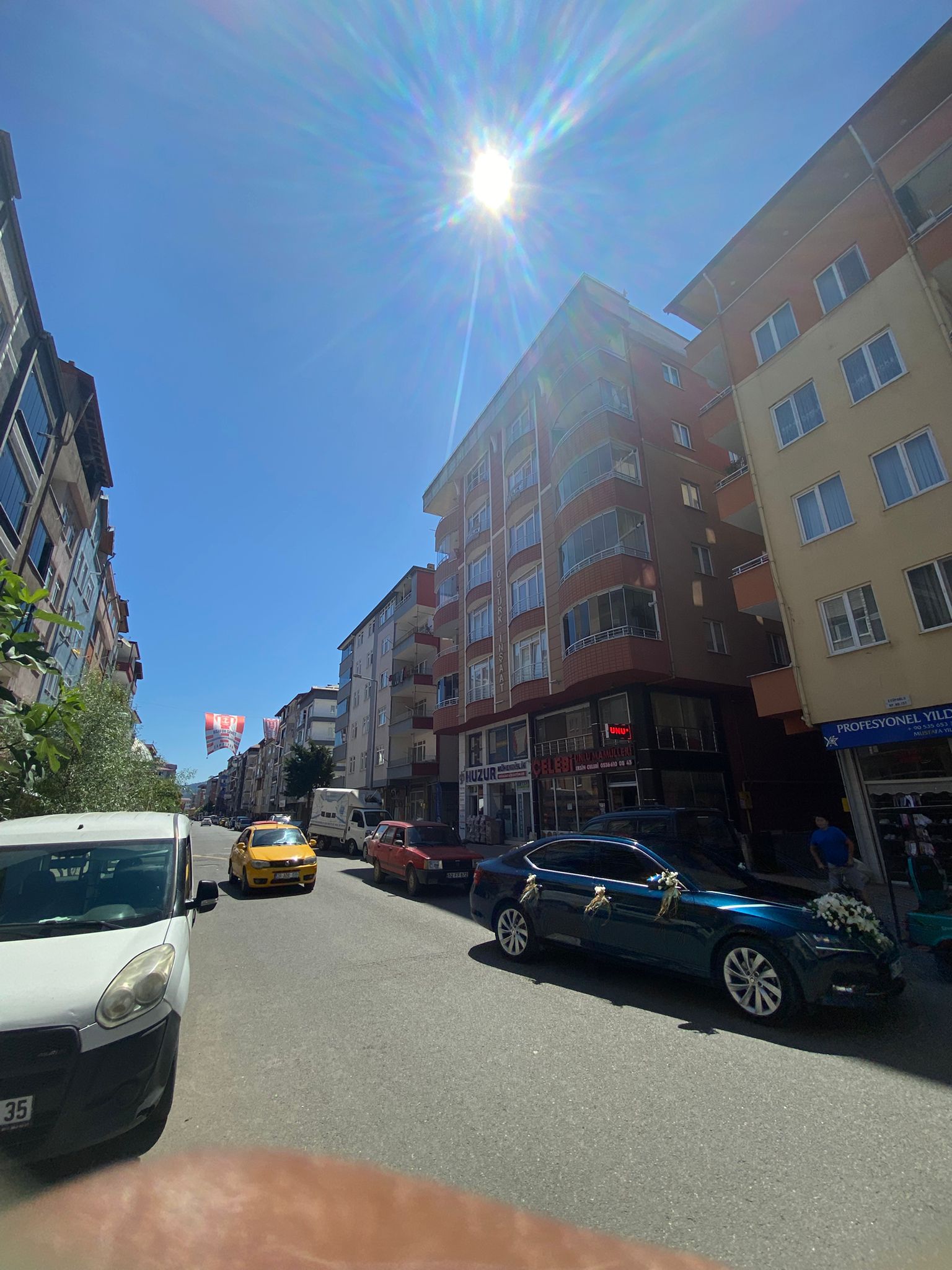 MABEL GAYRİMENKUL BAHÇELİEVLER MAH. CADDE ÜZERİNDE GÜZEL DAİRE